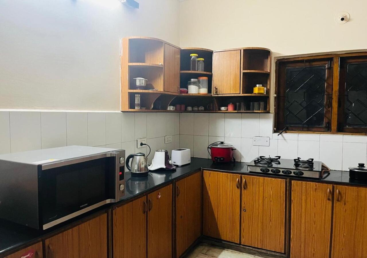 Best Individual Home Stay Near Apollo Jubilee Hills Hyderabad Eksteriør bilde